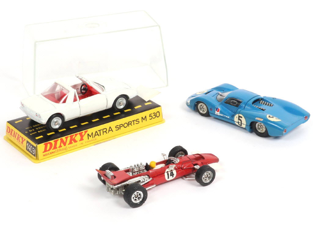 Lot 420 - DINKY TOYS (FRANCE) (3)