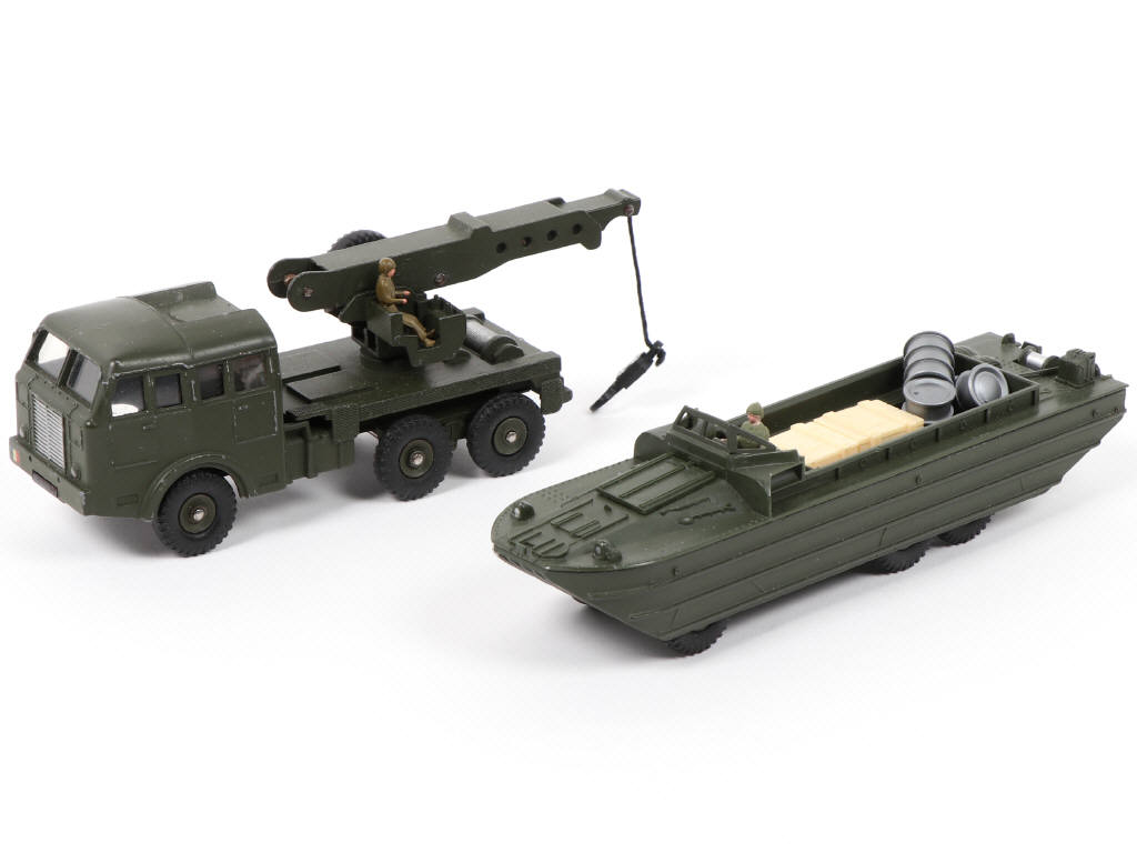 Lot 148 - DINKY TOYS (FRANCE) (2)