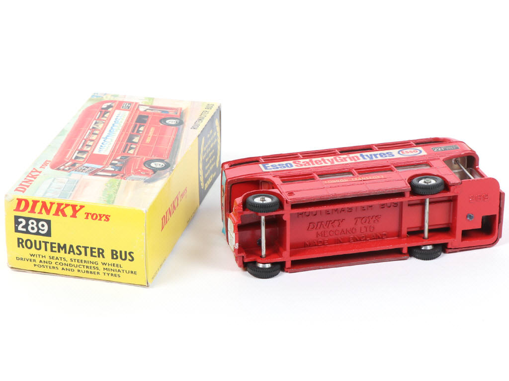 Lot 163 - DINKY TOYS (GB) (1)
