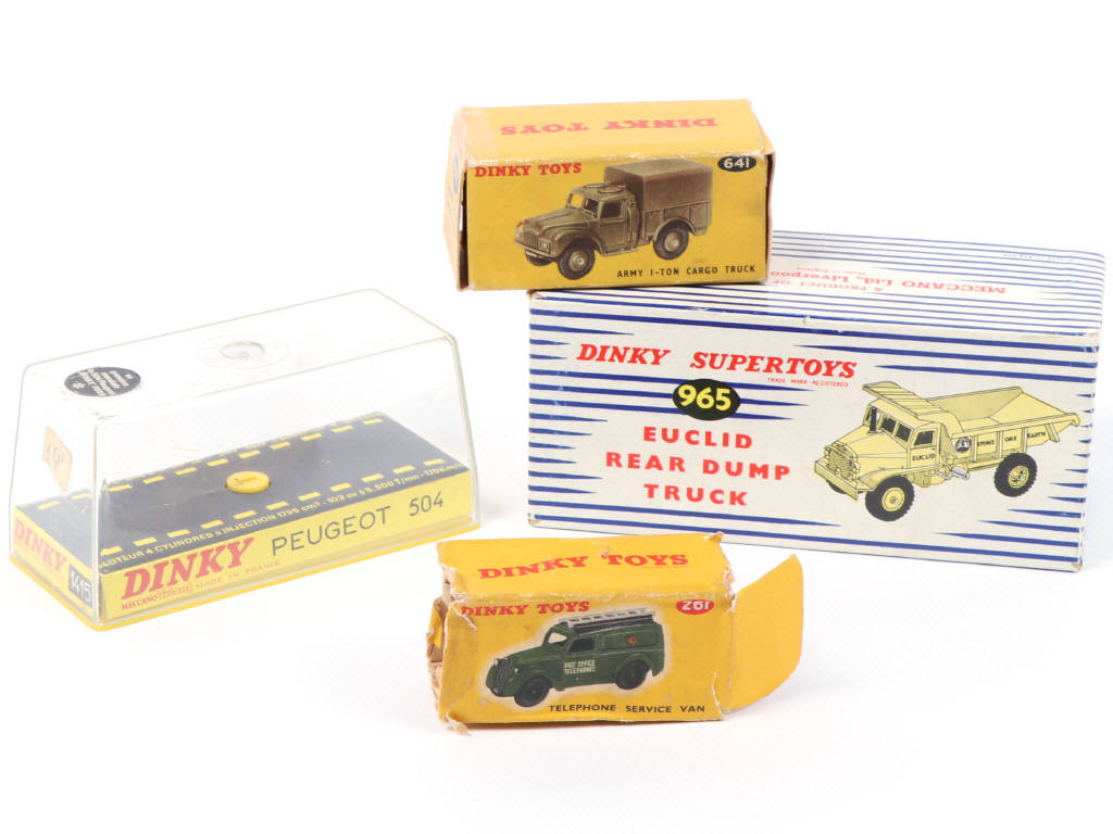 Lot 159 - DINKY TOYS (4)