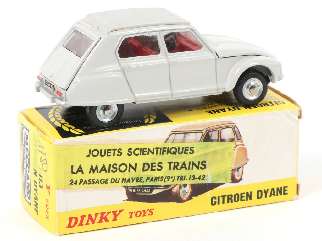 Lot 139 - DINKY TOYS (FRANCE) (1)
