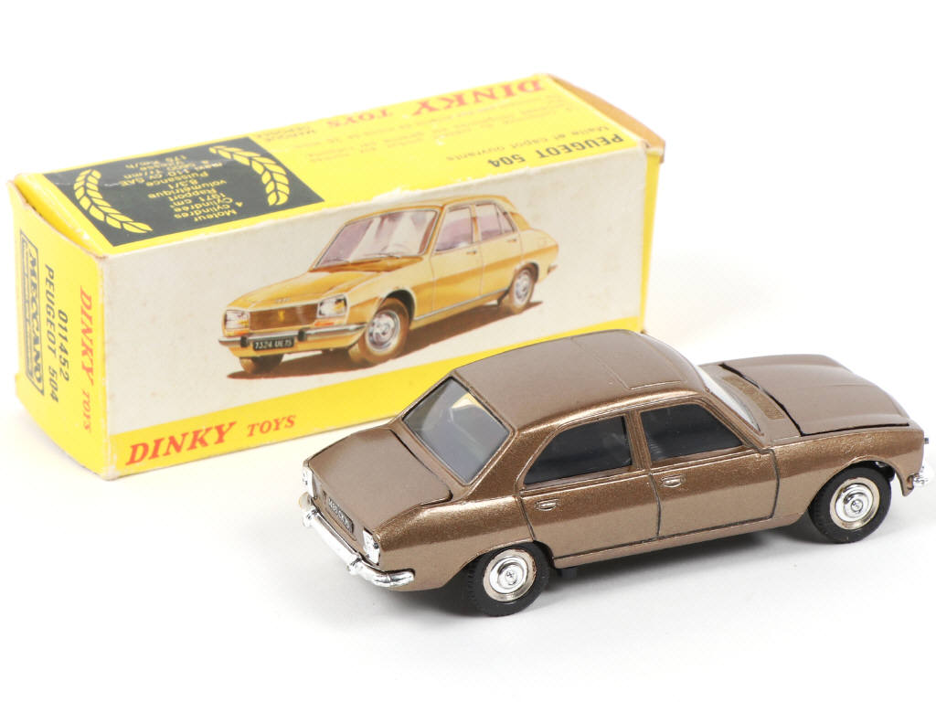 Lot 141 - DINKY TOYS (FRANCE) (1)