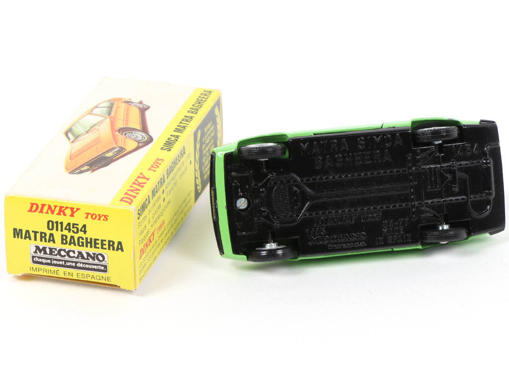 Lot 142 - DINKY TOYS (FRANCE) (1)