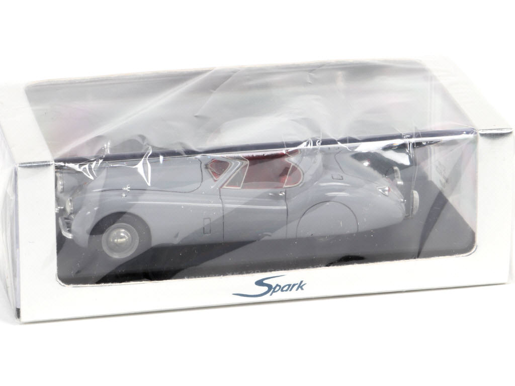 Lot 258 - SPARK (MACAU) (1)