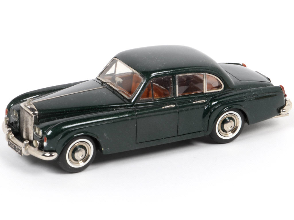 Lot 239 - FYP CREATION (FRANCE) (1)