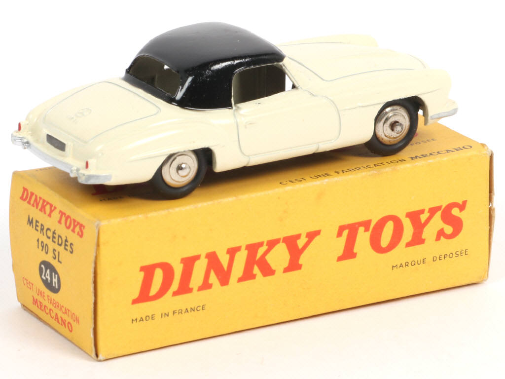 Lot 187 - DINKY TOYS (FRANCE) (1)
