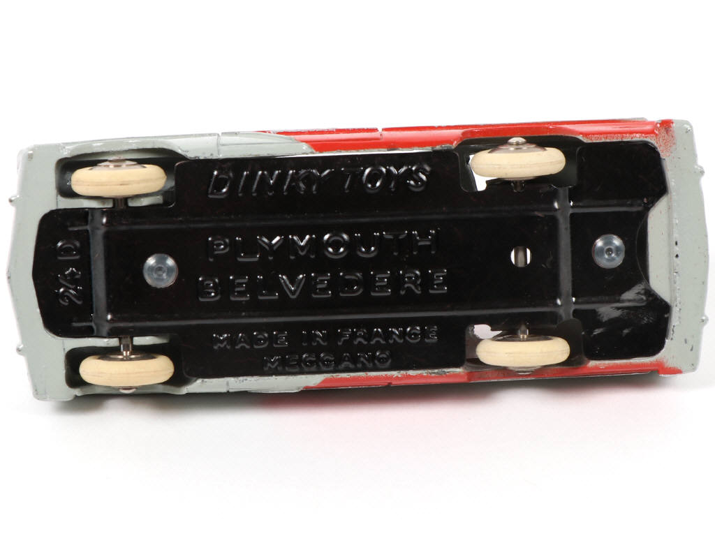 Lot 184 - DINKY TOYS (FRANCE) (1)