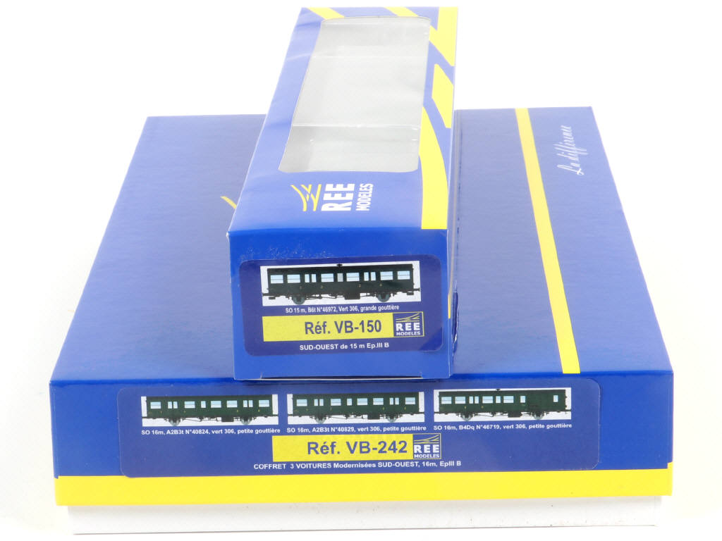 Lot 33 - REE MODELES (FRANCE) (4)