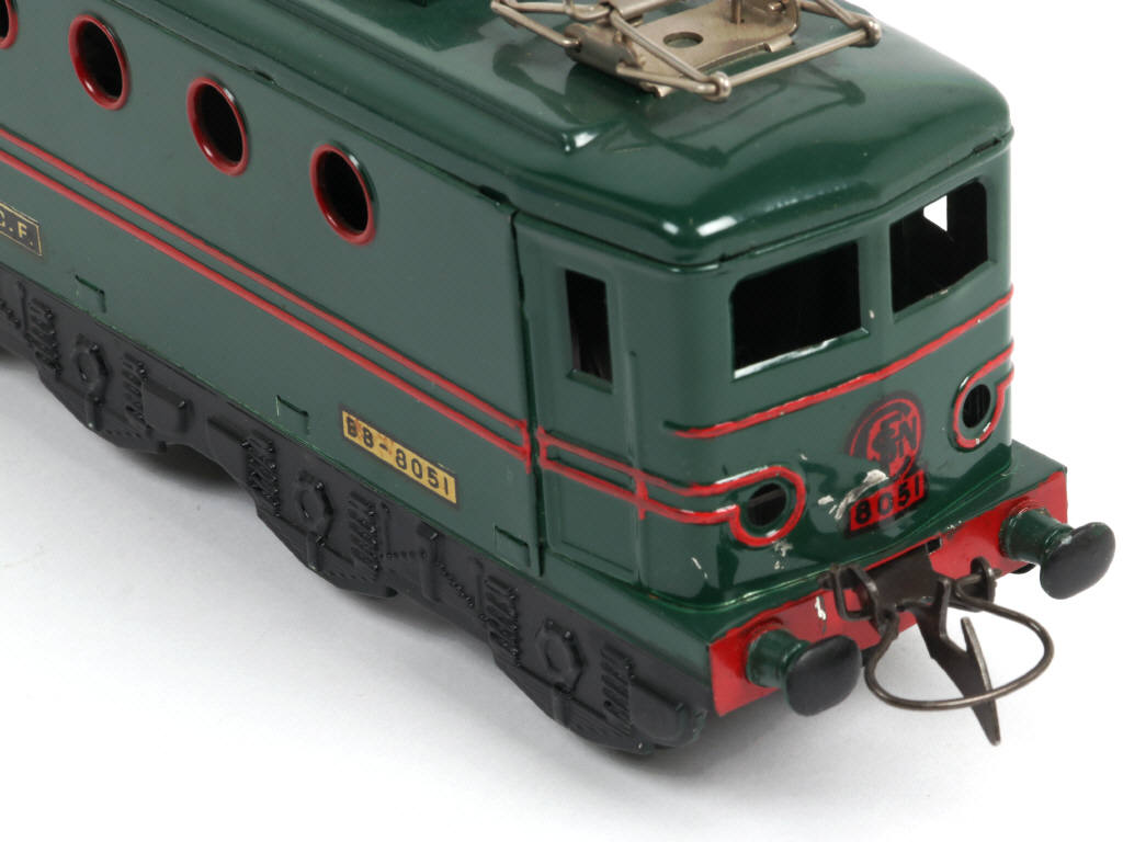Lot 24 - HORNBY 'O' (FRANCE) (1)
