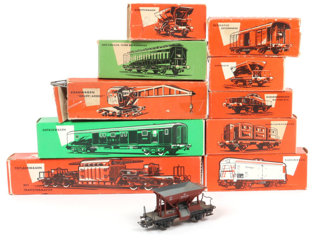Lot 112 - MÄRKLIN 'HO' (ALLEMAGNE) (10)
