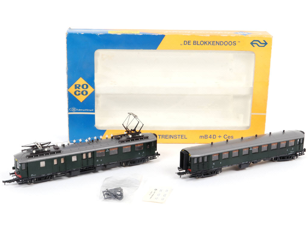 Lot 128 - ROCO 'HO' (AUTRICHE) (1)