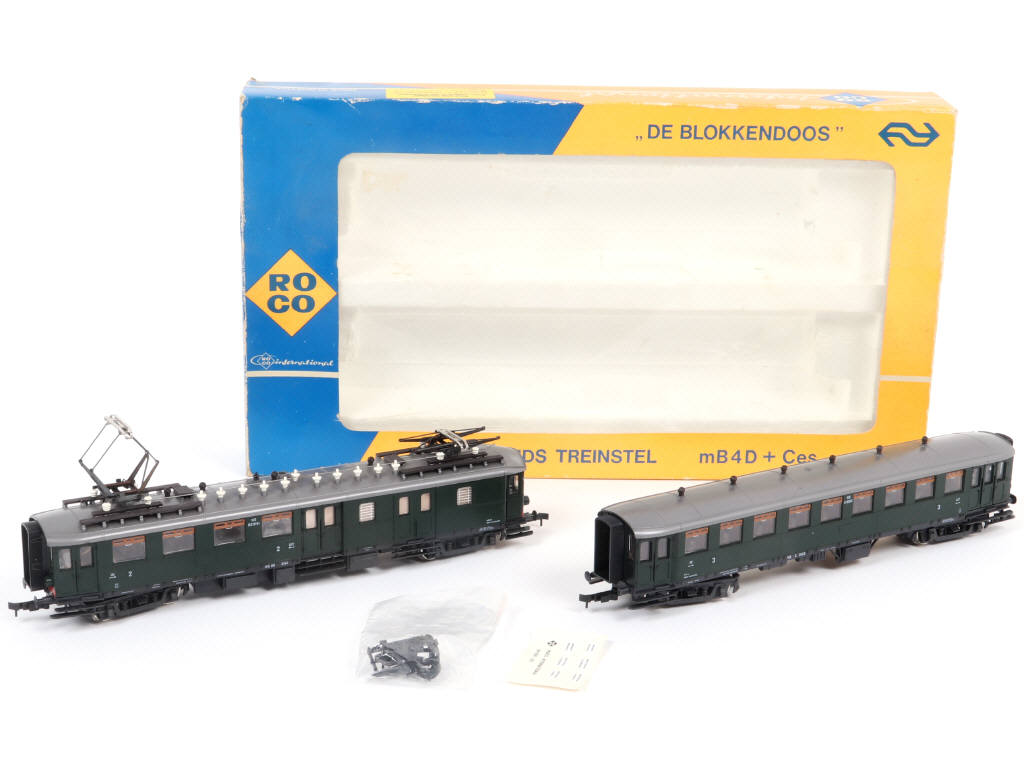 Lot 128 - ROCO 'HO' (AUTRICHE) (1)