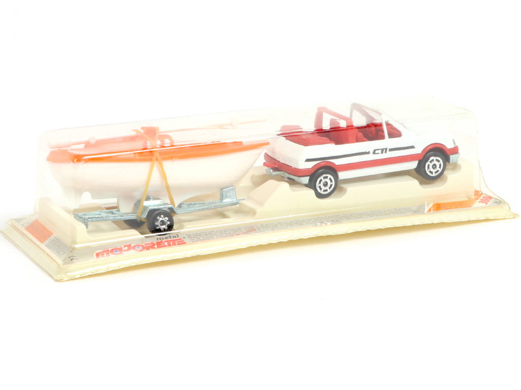Lot 19 - MAJORETTE (FRANCE) (1)