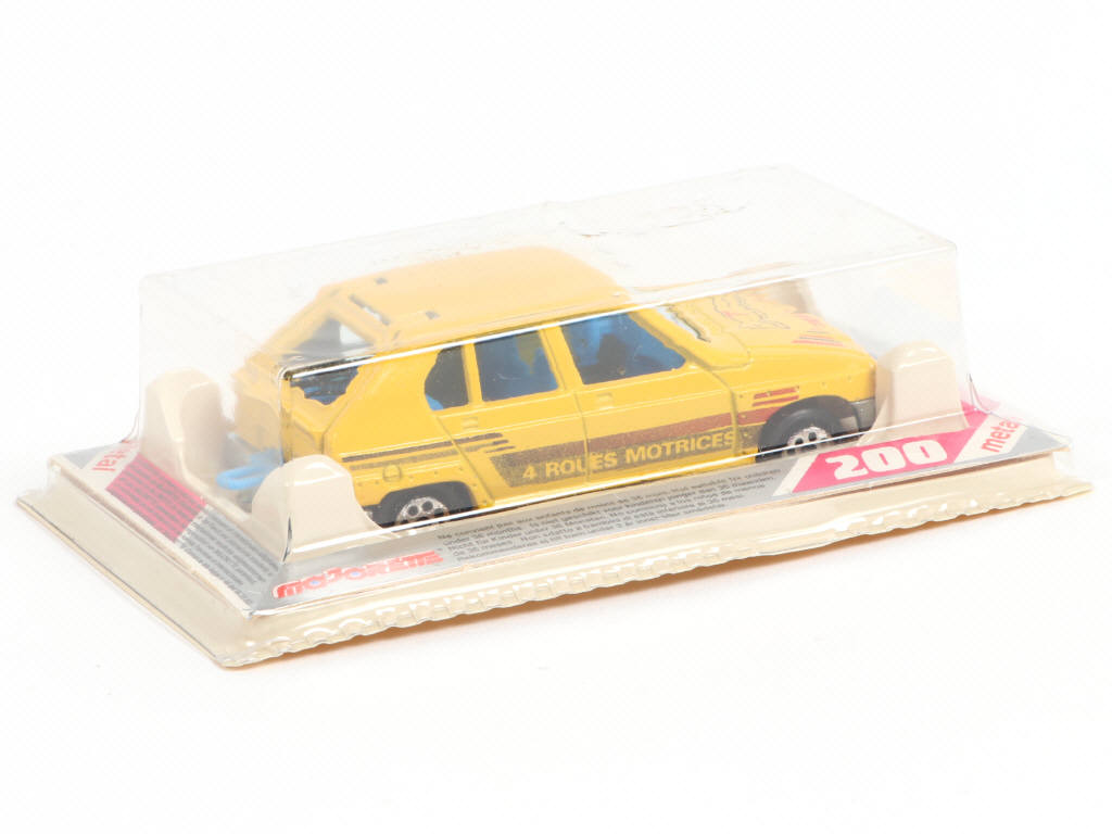 Lot 45 - MAJORETTE (FRANCE) (1)