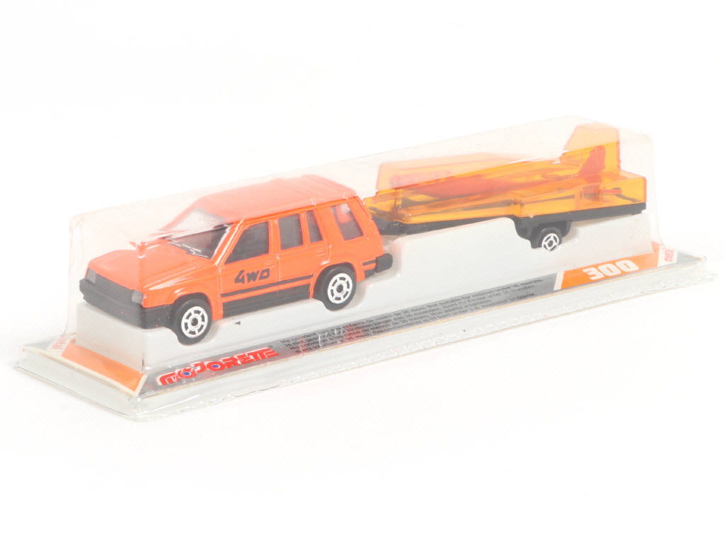 Lot 228 - MAJORETTE (FRANCE) (1)