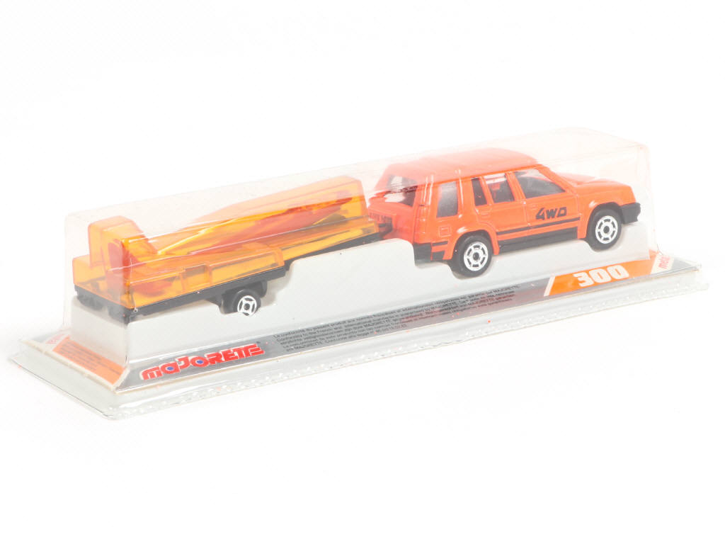Lot 228 - MAJORETTE (FRANCE) (1)