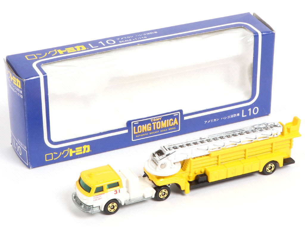 Lot 300 - TOMICA (JAPON) (1)
