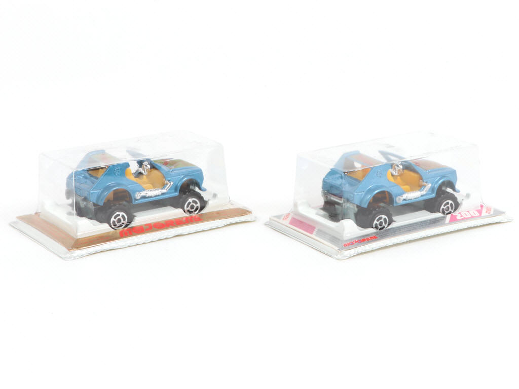 Lot 237 - MAJORETTE (FRANCE) (2)