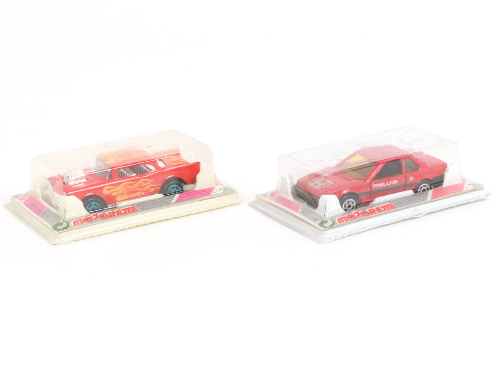 Lot 241 - MAJORETTE (FRANCE) (2)