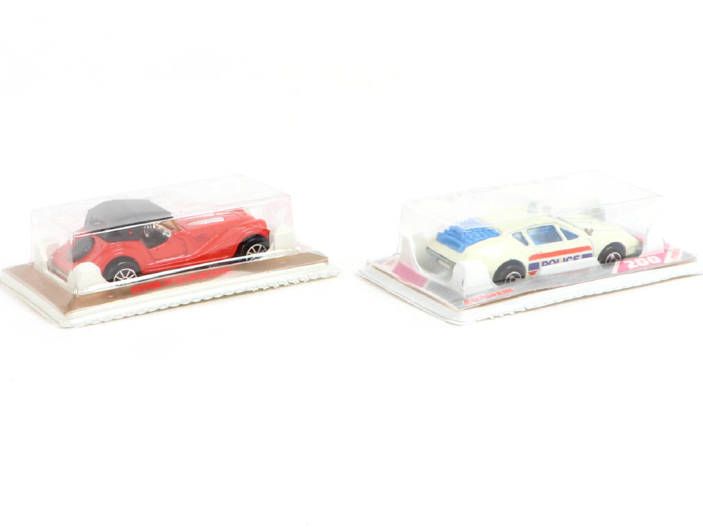 Lot 247 - MAJORETTE (FRANCE) (2)