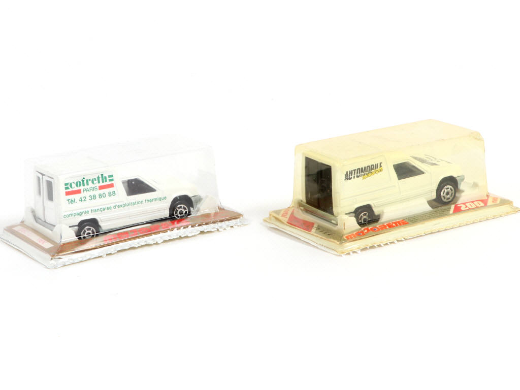 Lot 249 - MAJORETTE (FRANCE) (2)