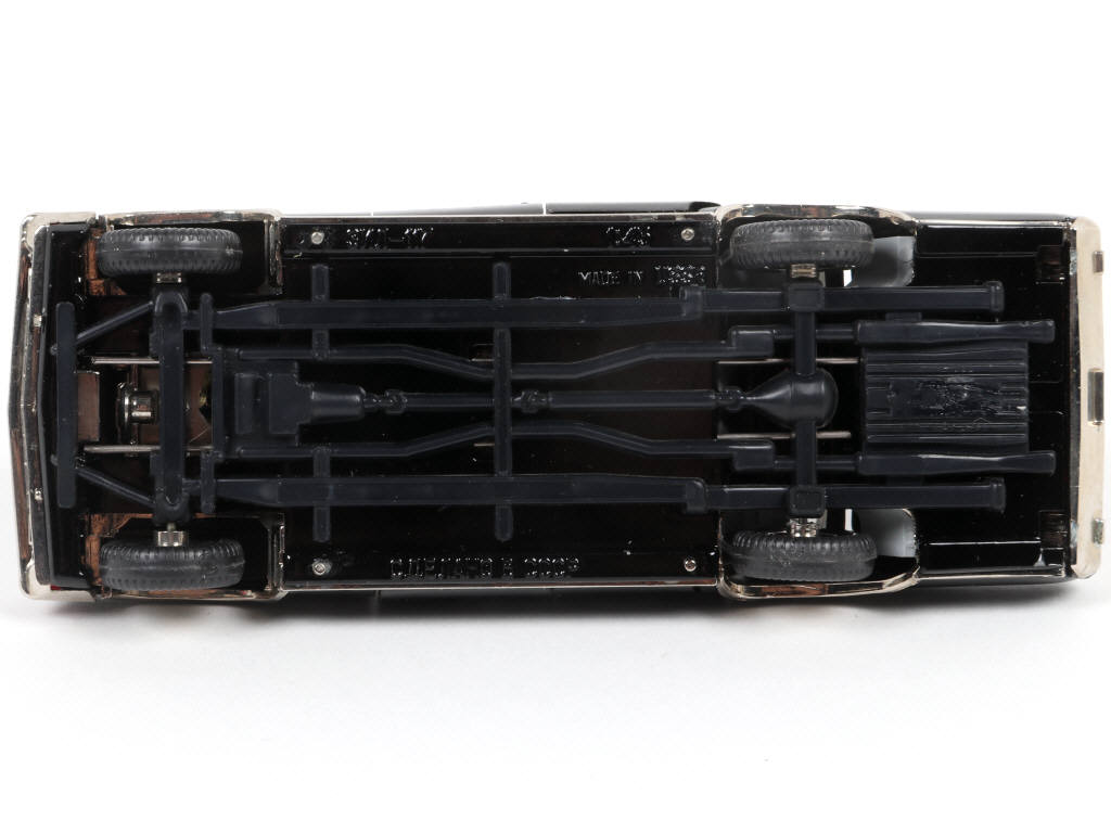 Lot 176 - SARATOV (URSS) (1)