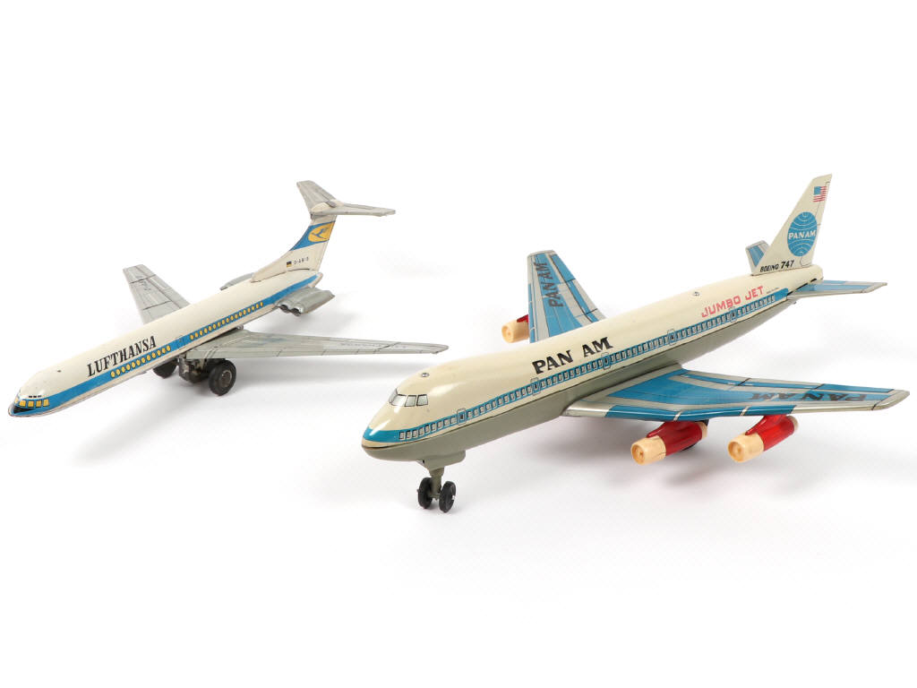 Lot 63 - DIVERS (JAPON) (2)