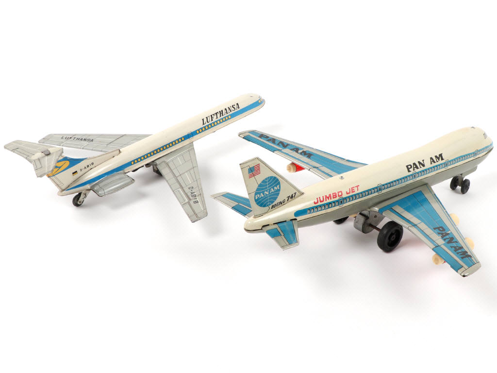 Lot 63 - DIVERS (JAPON) (2)