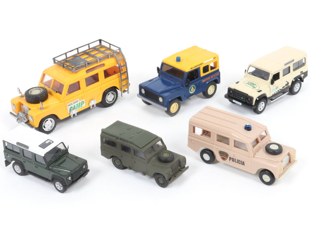 Lot 98 - DIVERS (6)