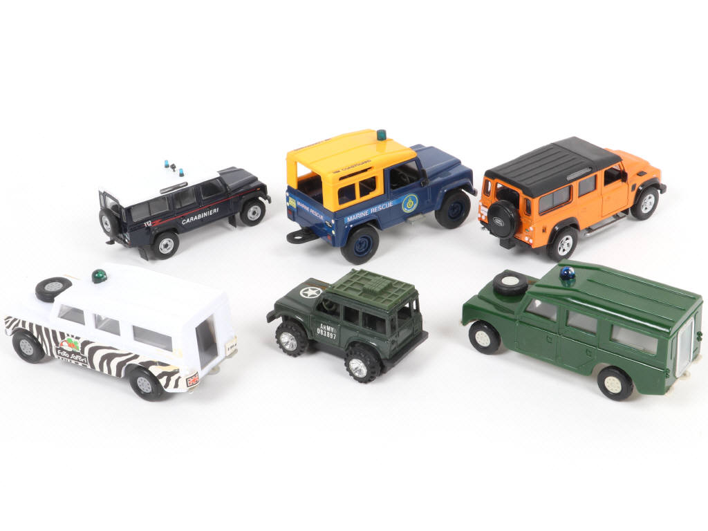 Lot 97 - DIVERS (6)