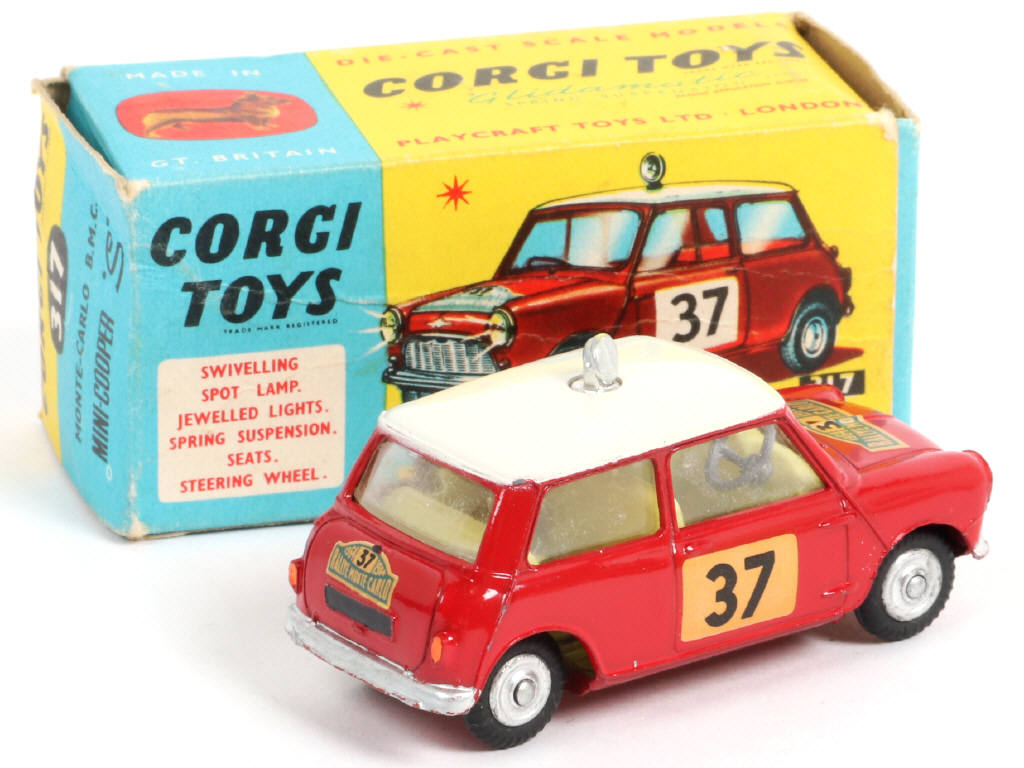Lot 254 - CORGI TOYS (GB) (1)