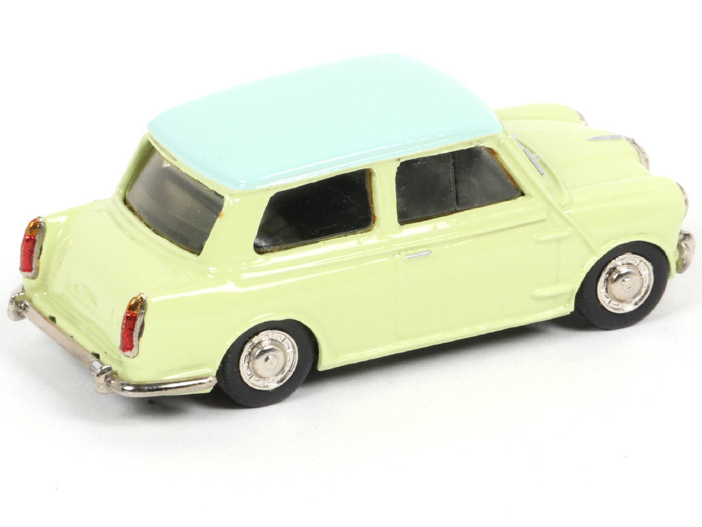 Lot 210 - BRITISH MOTORING CLASSICS (GB) (1)