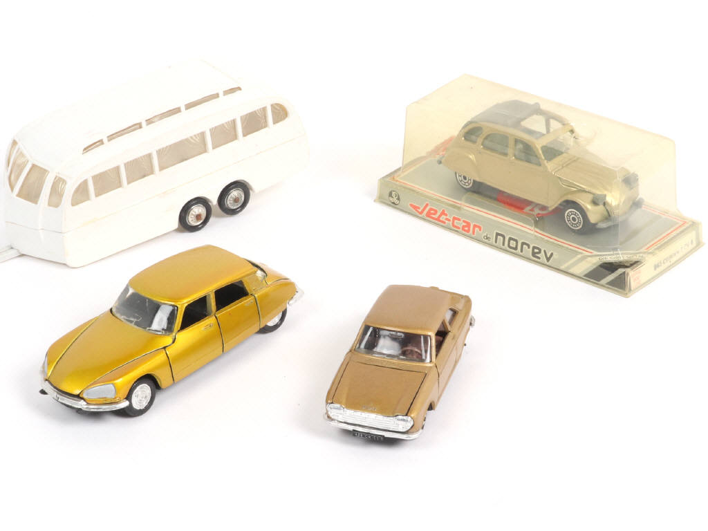 Lot 310 - NOREV - JET CAR (FRANCE) (4)