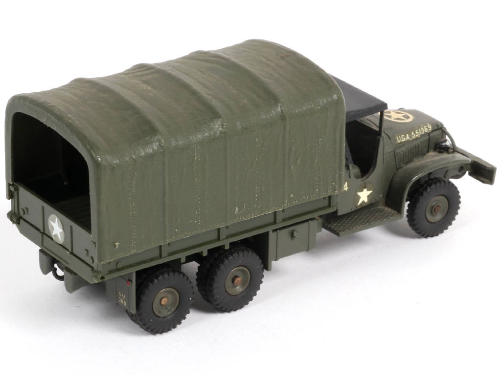 Lot 410 - DINKY TOYS (FRANCE) (1)