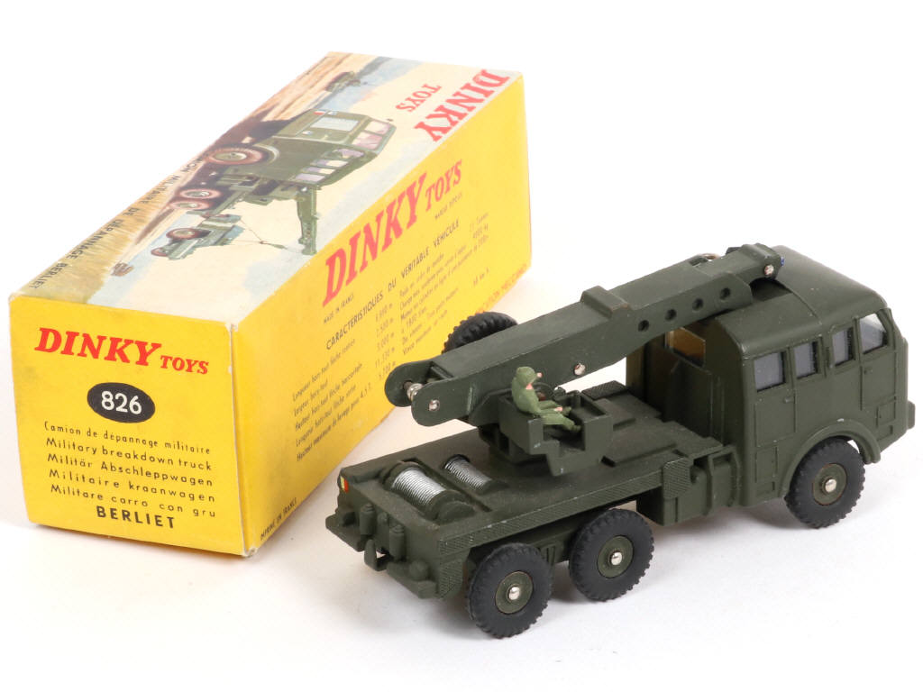 Lot 413 - DINKY TOYS (FRANCE) (1)
