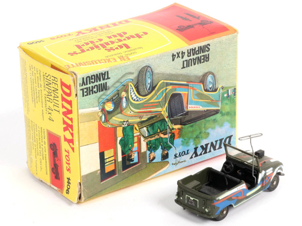 Lot 385 - DINKY TOYS (FRANCE) (1)