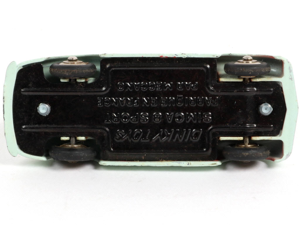 Lot 372 - DINKY TOYS (FRANCE) (1)