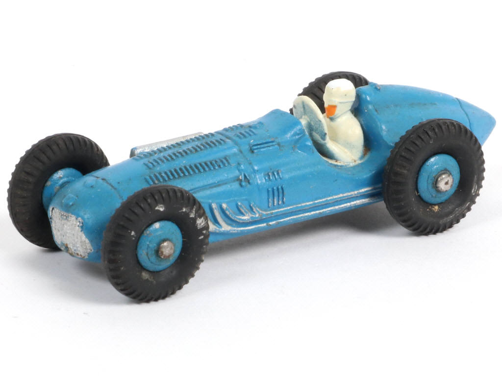 Lot 371 - DINKY TOYS (FRANCE) (1)