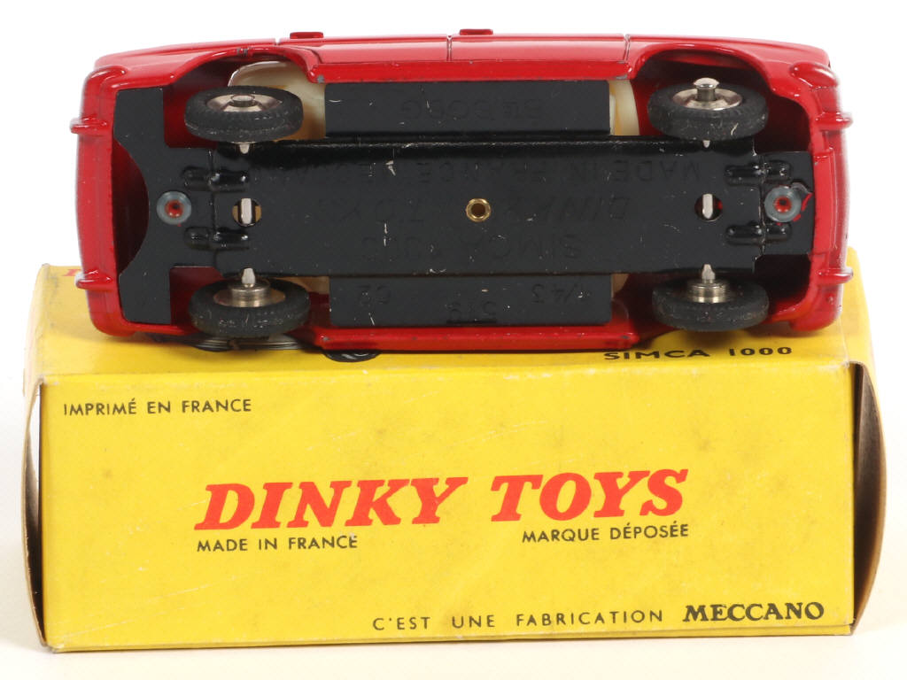 Lot 469 - DINKY TOYS (FRANCE) (1)