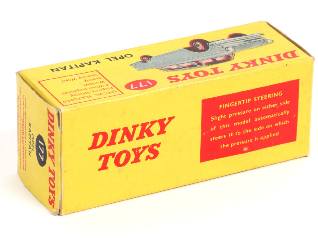 Lot 556 - DINKY TOYS (GB) (1)