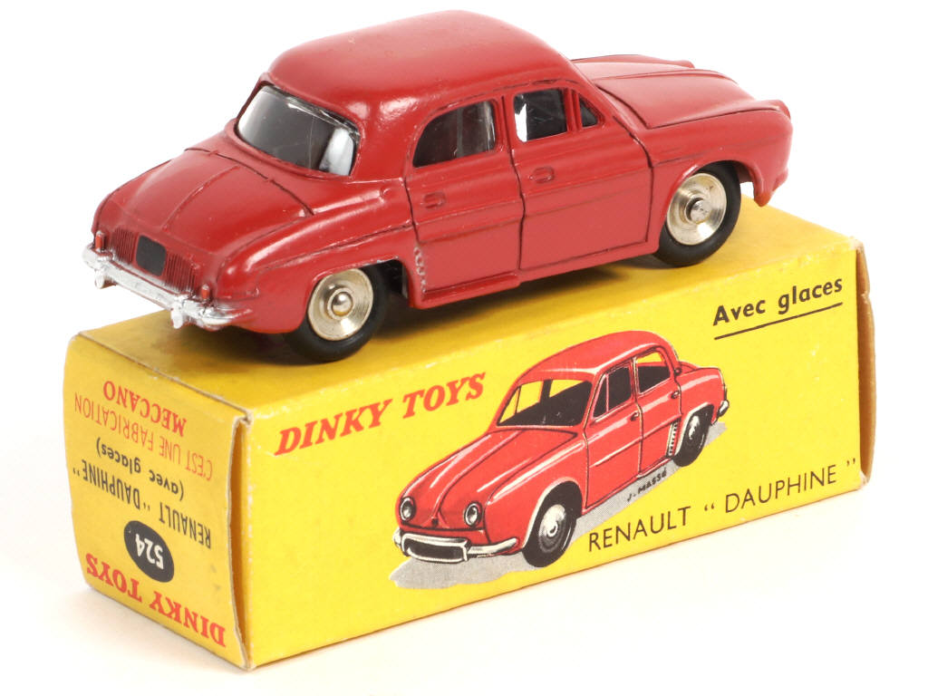 Lot 419 - DINKY TOYS (FRANCE) (1)