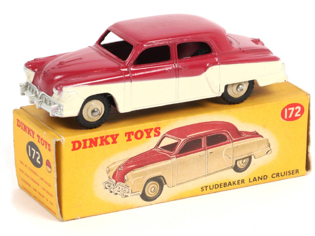 Lot 599 - DINKY TOYS (GB) (1)