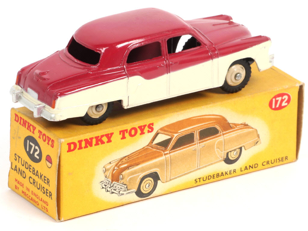 Lot 599 - DINKY TOYS (GB) (1)