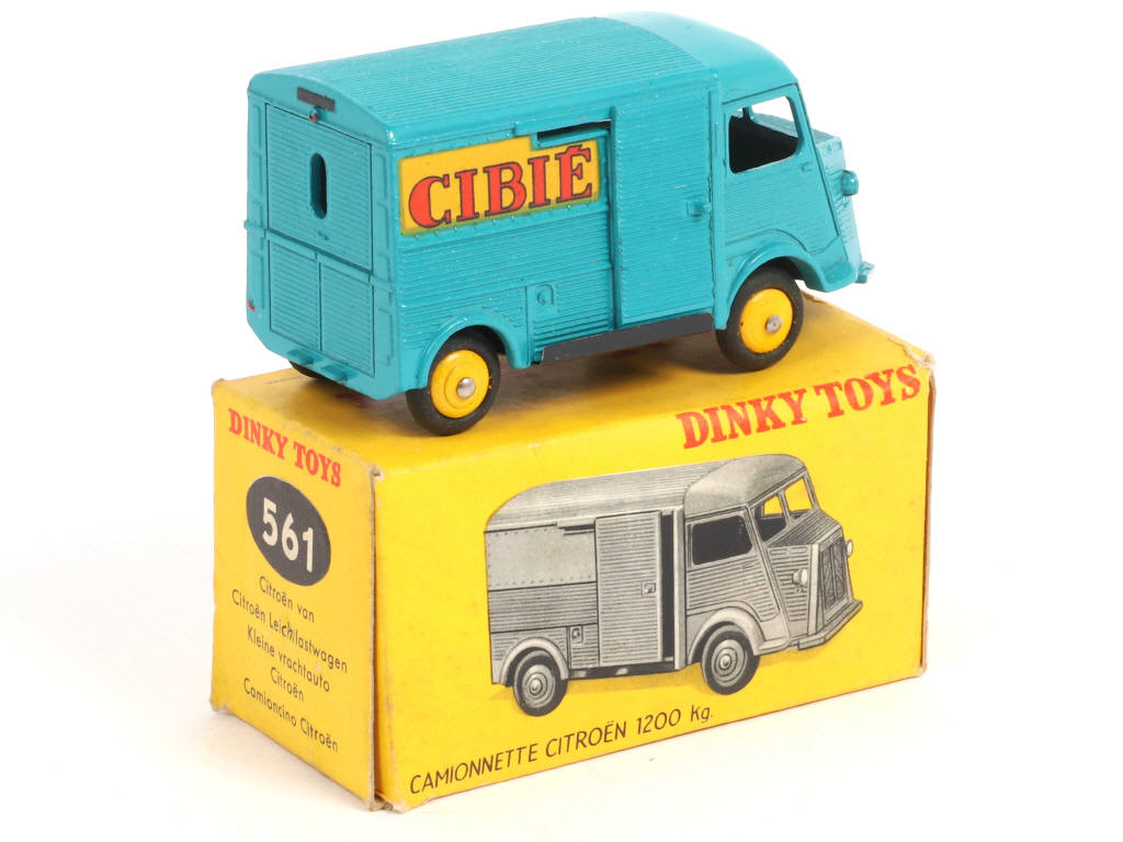 Lot 522 - DINKY TOYS (FRANCE) (1)
