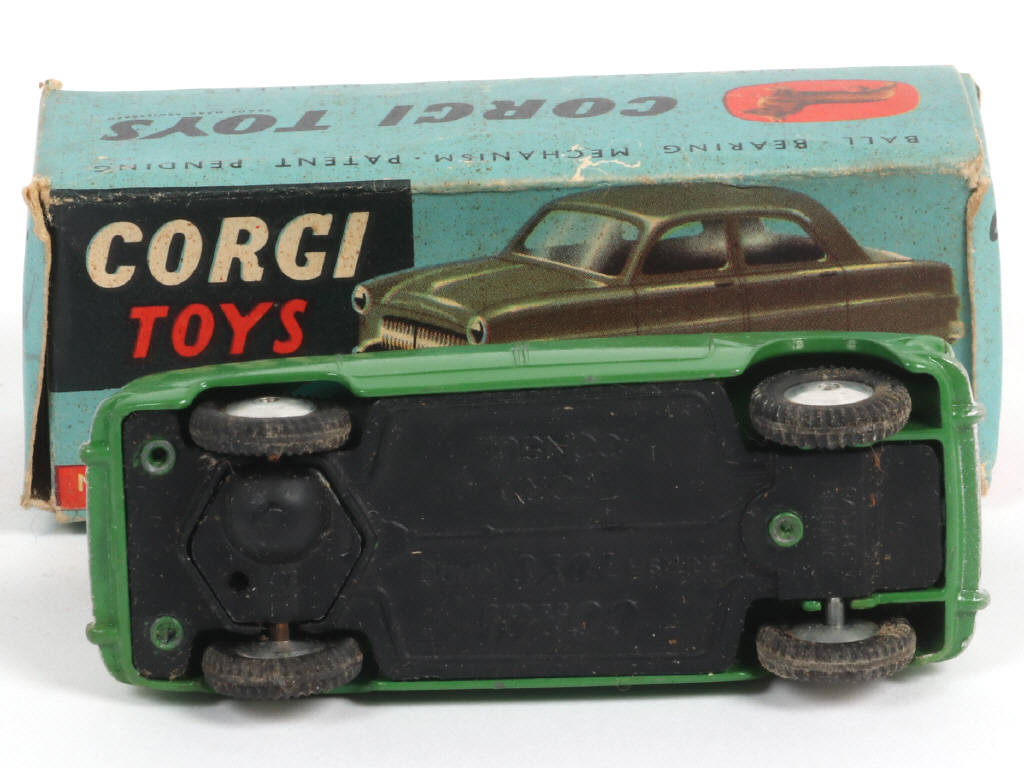 Lot 166 - CORGI TOYS (GB) (1)