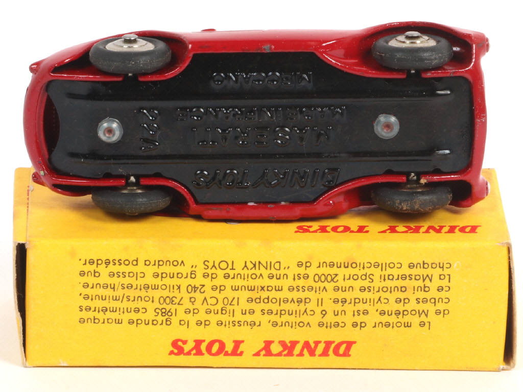 Lot 390 - DINKY TOYS (FRANCE) (1)