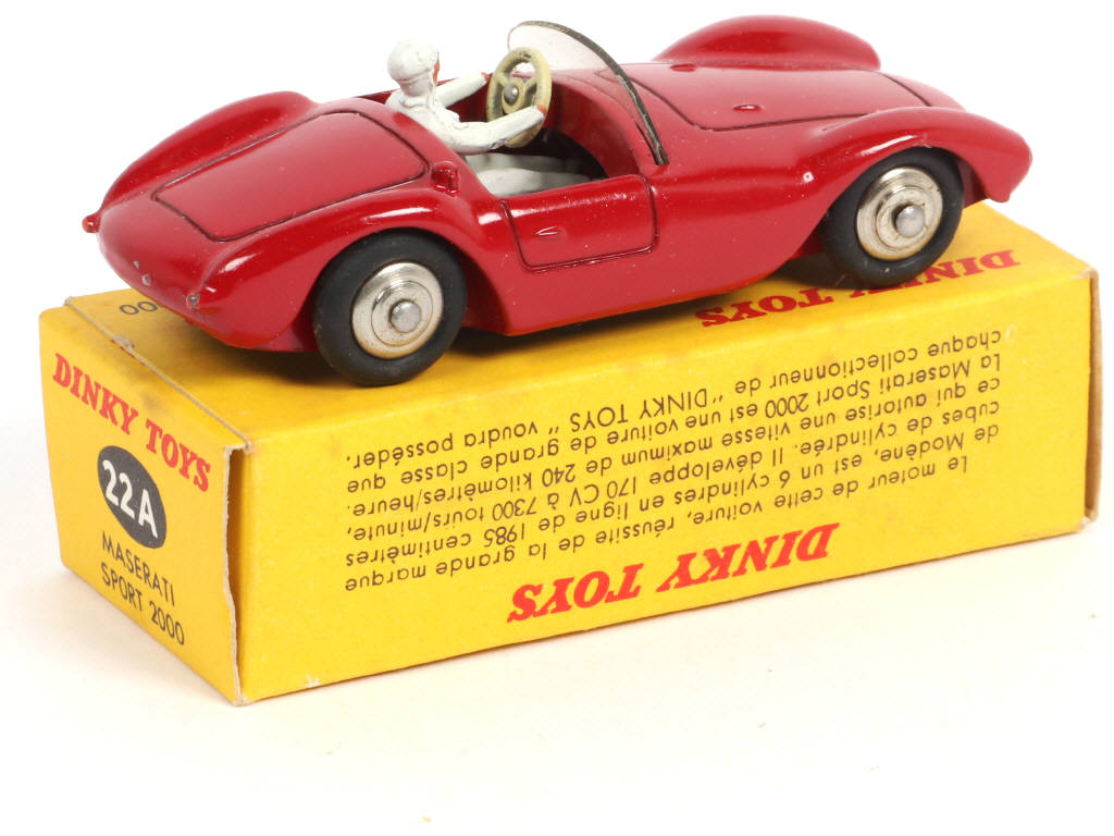Lot 390 - DINKY TOYS (FRANCE) (1)