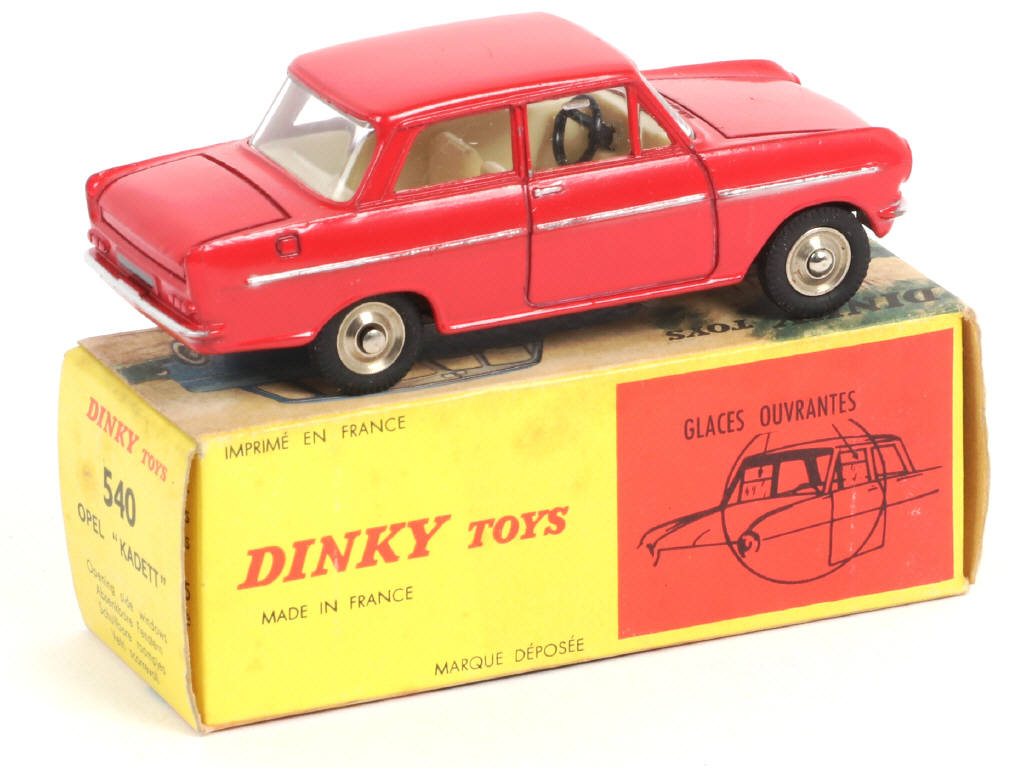 Lot 493 - DINKY TOYS (FRANCE) (1)