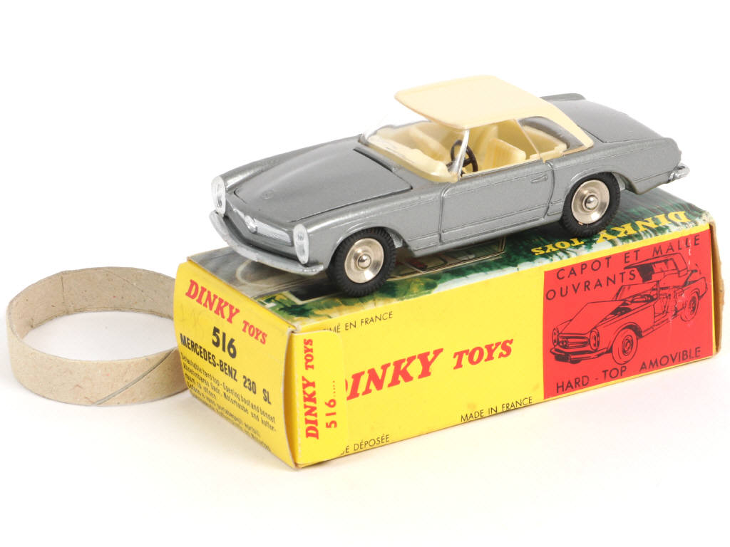 Lot 490 - DINKY TOYS (FRANCE) (1)