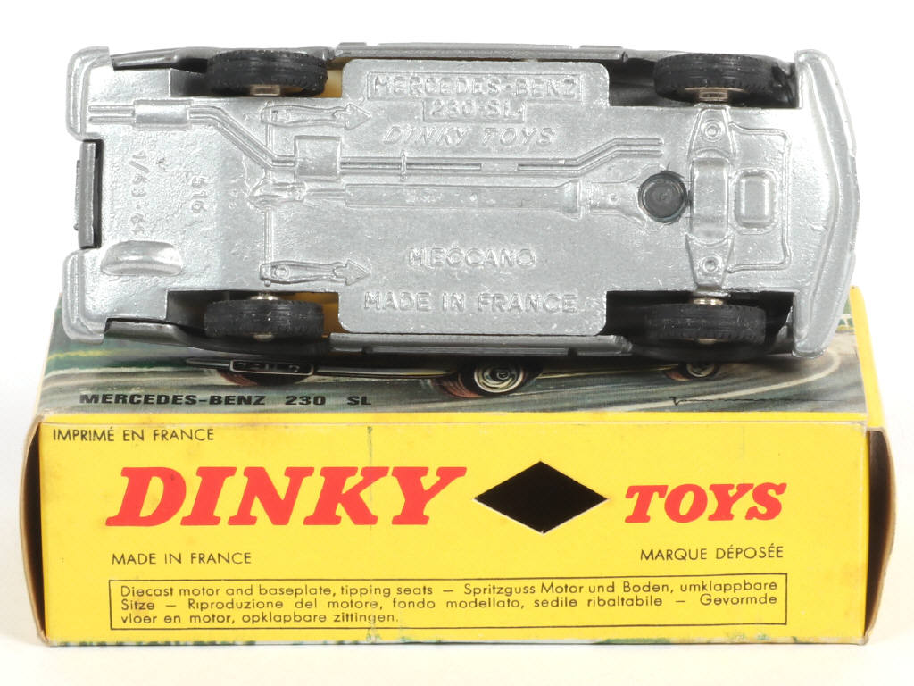 Lot 490 - DINKY TOYS (FRANCE) (1)